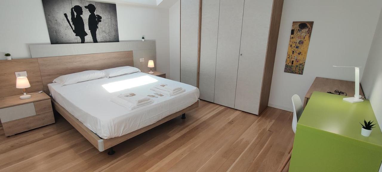 Nxt Station Deluxe Apartment Bergamo Ngoại thất bức ảnh